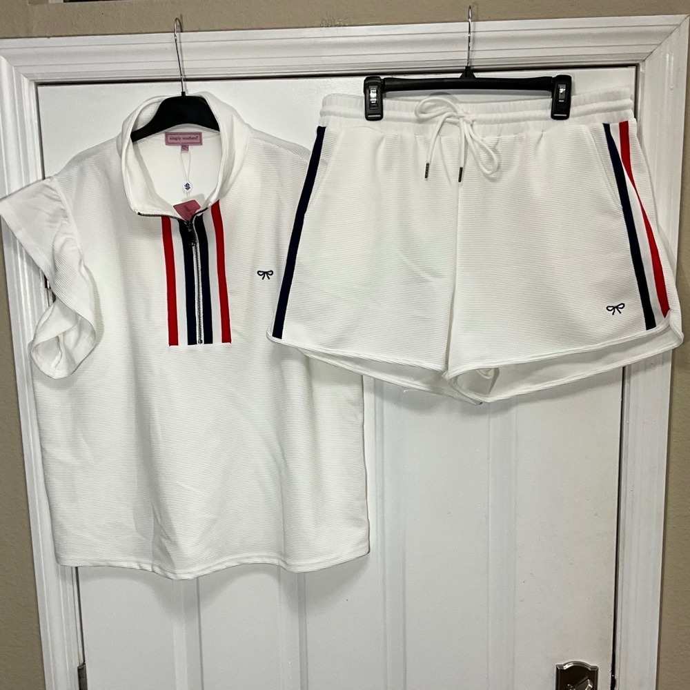 Simply Southern Women XXL White Ribbed Ruffle Top and Shorts Set Red Blue Stripe
